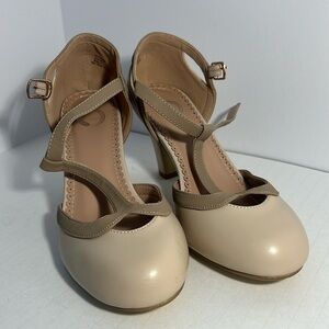 Journey Collection shoes size 7 1/2